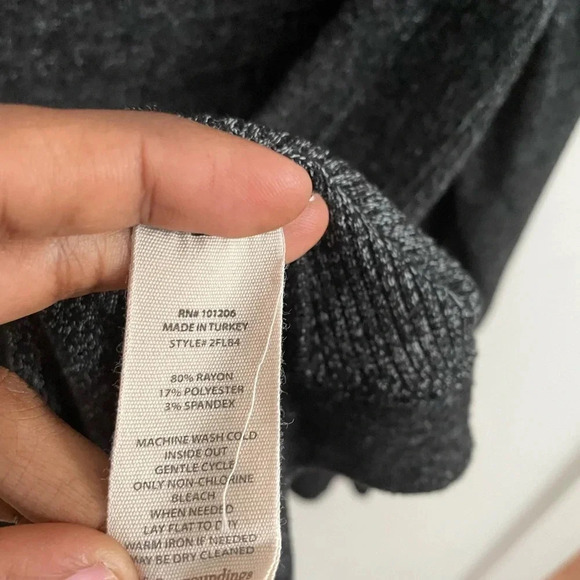 Soft Surroundings Heather Gray Scoop Neck Button Detail sweater XL - Picture 2 of 5